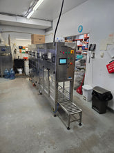 Load image into Gallery viewer, WFC120 Automated 18.9L Bottling System - Water Bottling Machine - Mobetta Water Inc